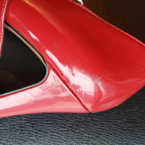 Pumps - Picture 5 of 10